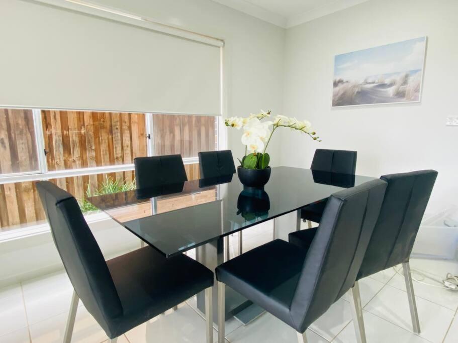 Kellyville 5Br Near Park And Shopping Mall Extérieur photo